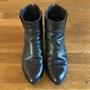 Moma Italian leather back zip western boot size 38